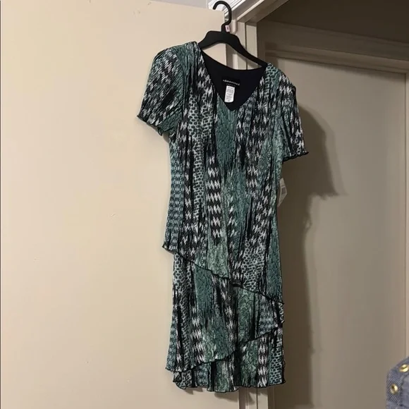 Connected Apparel Green Asymmetrical Sundress with Flutter Sleeves